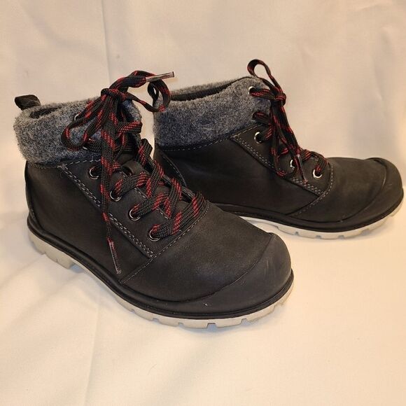 Cat & Jack black tie up boot - Picture 1 of 5